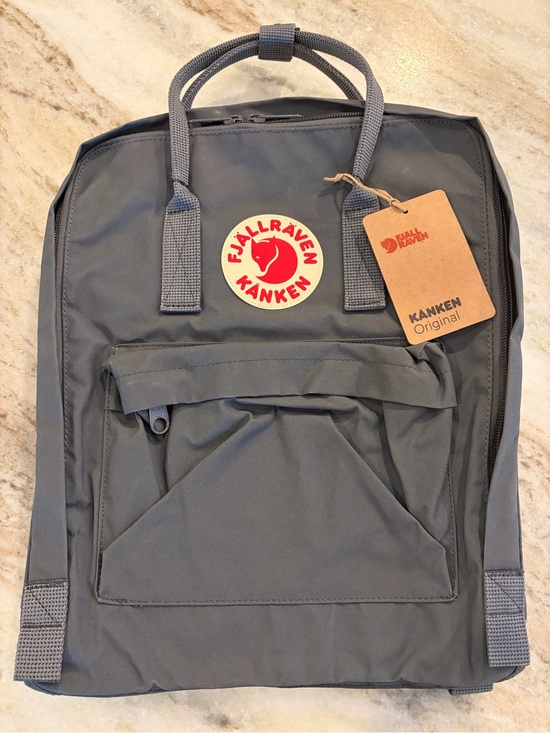 Fjallraven Other - NWT Fjallraven Kanken Classic 16L Backpack 23510 — Super Grey $95